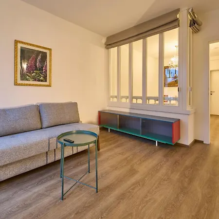 Hildy's Apartamento *